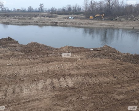 Отнеха разрешителното на Гаджура за изземане на наноси от река Марица