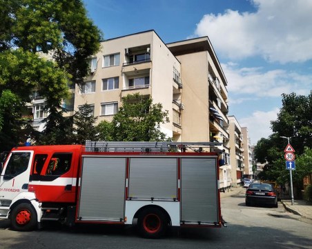 Пожарникари спасиха възрастна пловдивчанка