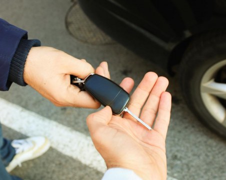 Купуваме стара кола директно от собственик