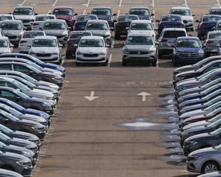 Шефът на Exxon: До 2040 г. в света няма да се продават нови коли с ДВГ