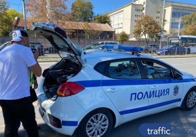 Шофьор предложил подкуп на пътни полицаи е задържан в Шесто
