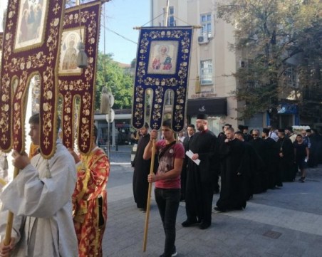С литийно шествие пренасят мощите на св. Марина в Пловдив на 17 юли