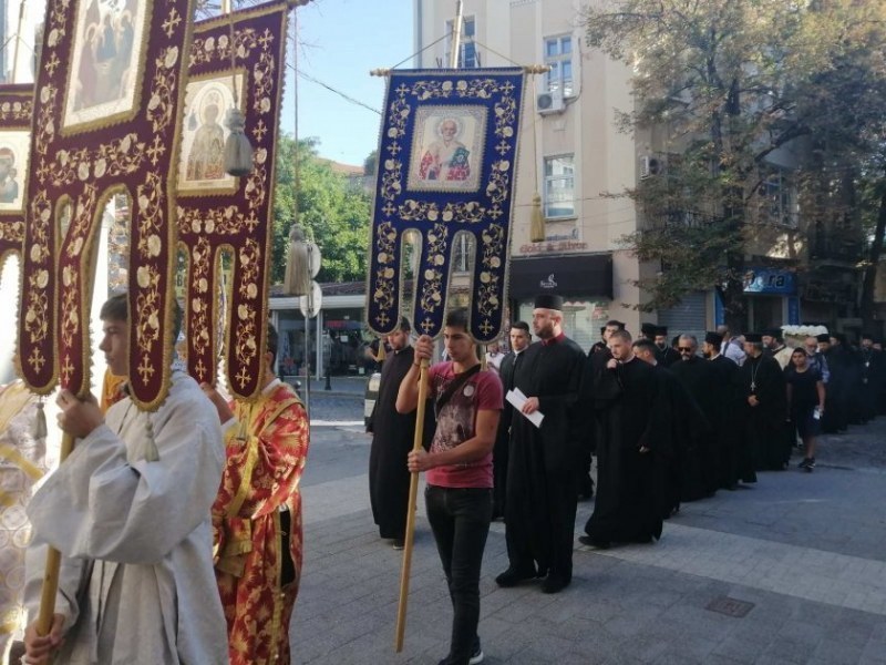 С литийно шествие пренасят мощите на св. Марина в Пловдив на 17 юли