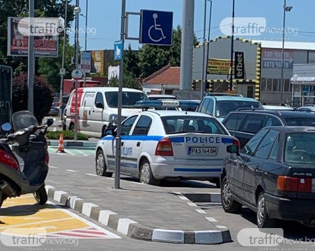 Полицаи масово спират на инвалидни места в Пазарджик