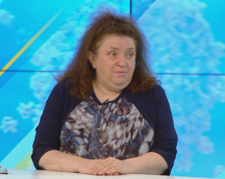 Проф. Александрова: COVID ще остане при нас, всяка вълна е различна