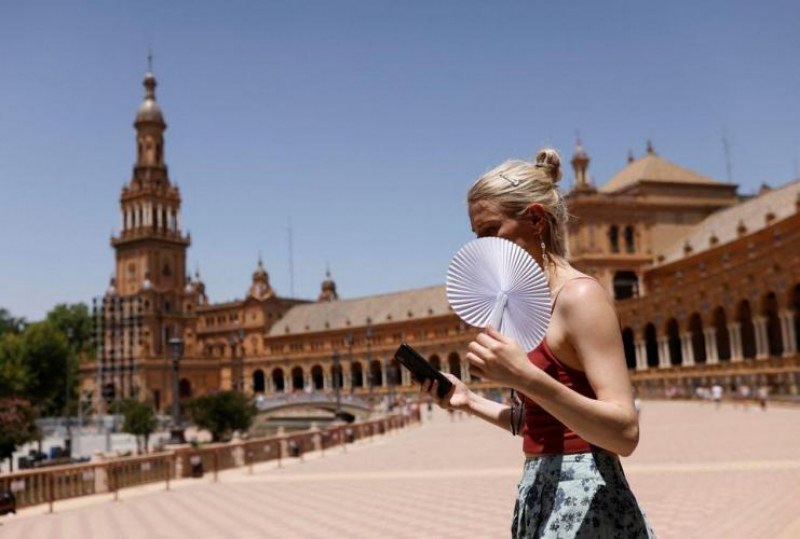 Рекордни жеги в Европа! Градусите в Испания скачат над 40