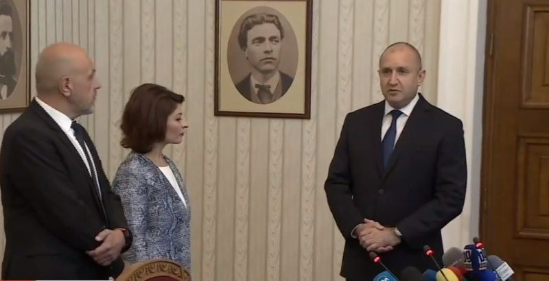 ГЕРБ не излъчи кандидат-премиер, Радев събира всички партии за третия мандат