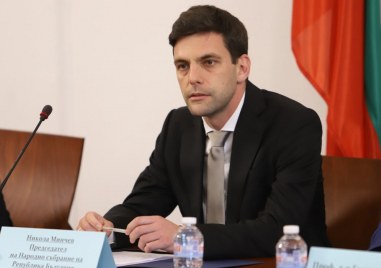 Никола Минчев ще е предложението за премиер при третия опит