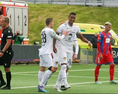 Отбор от Фарьорските острови отстрани бошняци