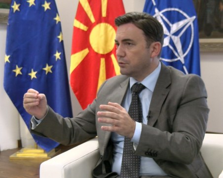 Османи призова депутатите: Нека страната продължи по европейския си път