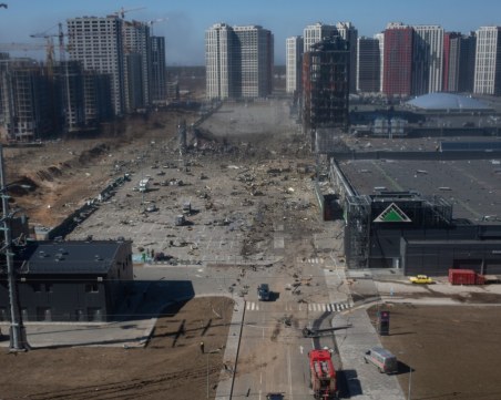 Ракетна атака в Днипро, трима са убити