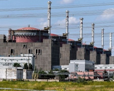 Украйна: Русия трупа ракетни системи в Запорожката АЕЦ