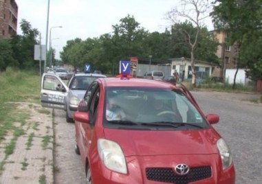 Като всяко нещо в България шофьорските курсове също са поскъпнали