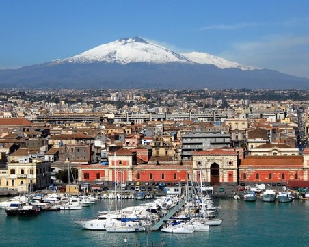 Срутване на вулкана Етна може да предизвика цунами в Йонийско море