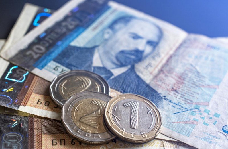 Увеличават помощите за отопление