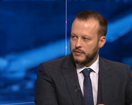 Депутат от ПП: Не са обсъждани варианти за правителство без Кирил Петков и Асен Василев