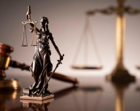 Съдът решава за регистрацията на 