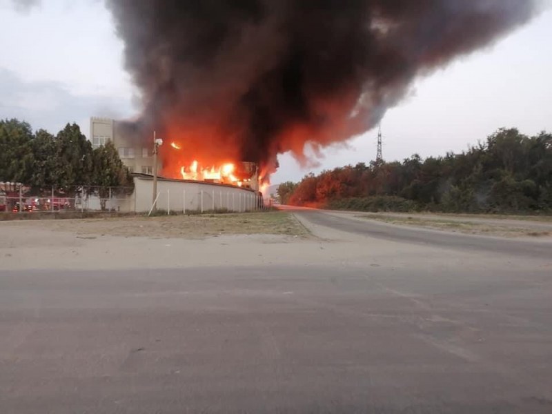 Прокуратурата разследва пожара на борсата в Огняново