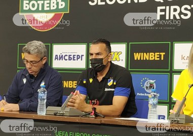 Треньорът на кипърския АПОЕЛ Софронис Августи говори след първия мач