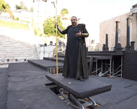 Премиера на 