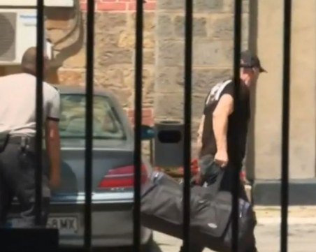 Шеф Андре Токев излезе от затвора