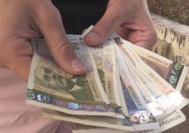 Към 1 юли 2022 г нивата на минимално заплащане варират