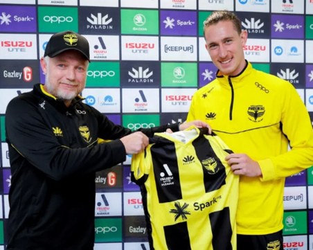 Български футболист ще играе в Австралия