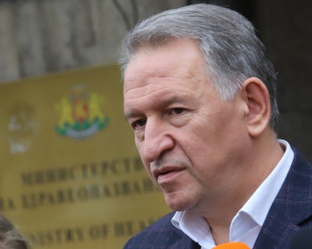 Глобиха Стойчо Кацаров с 5000 лева заради конфликт на интереси