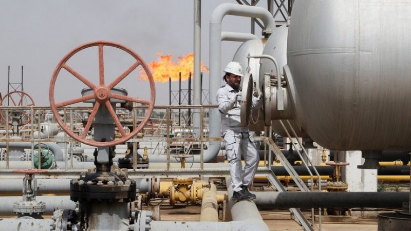 Русия няма да доставя петрол на страните, които решат да