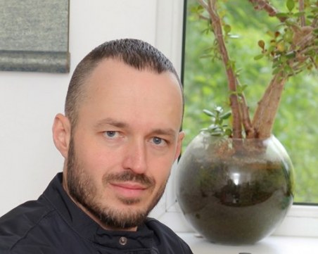 Политолог: Кирил Петков и Асен Василев може да управляват в коалиция с ГЕРБ