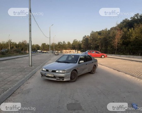 Блъсната кола бе изоставена на улицата към УМБЛ 