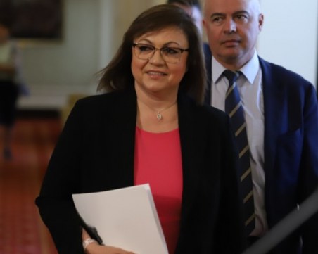 Нинова: До дни решаваме какво да правим с мандата, не сме говорили повече с ИТН