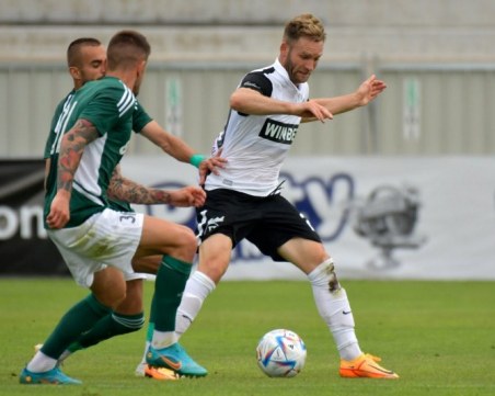 Съставите на Локомотив и Хебър