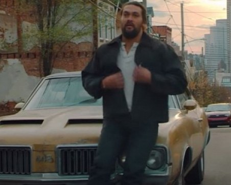 Джейсън Момоа катастрофира