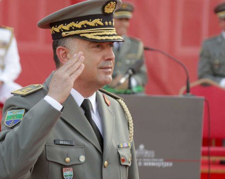 Новият президент на Албания положи клетва