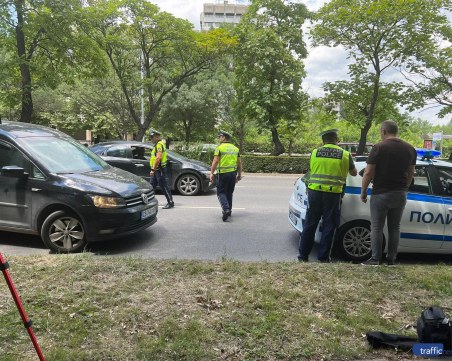 Мъж се опита да подкупи асеновградски полицаи, арестуваха го