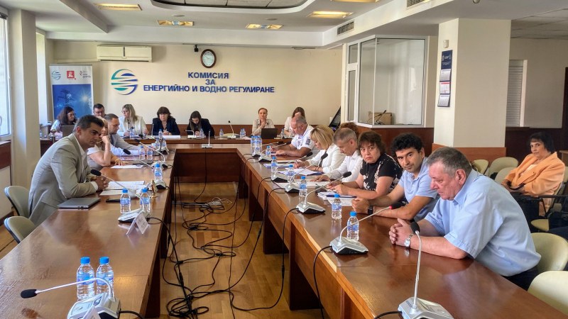 КЕВР със спешен призив към политическите лидери и народните представители