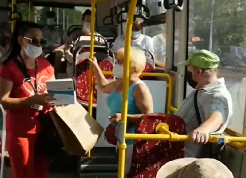 Усилени проверки за носене на маски в градския транспорт в
