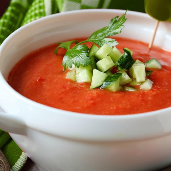 За прохладен обяд: Испанска студена доматена супа
