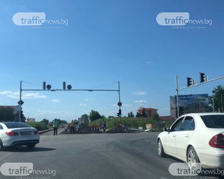 Спират движението на кръстовището на Околовръстното с Коматевско