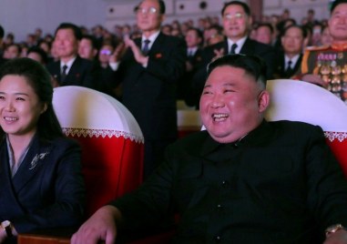 Лидерът на Северна Корея Ким Чен ун предупреди че е готов