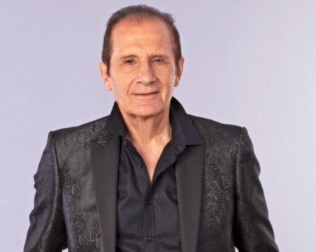 Панайот Панайотов представя песента за мижавия интерес в Бургас