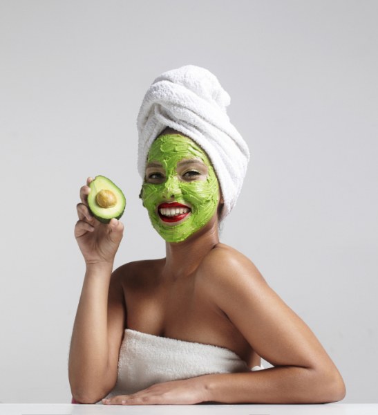 Лесна маска за суха кожа с авокадо