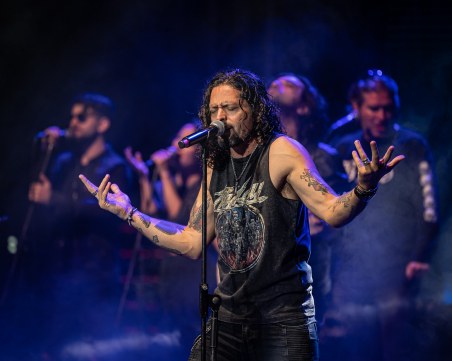 Рони Ромеро: Пловдив е необикновен град, имаме химия между нас и публиката