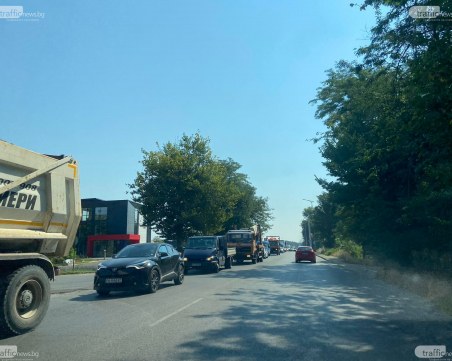 Трети ден протести на пътните строители! Блокада на пътя Смолян-Пловдив