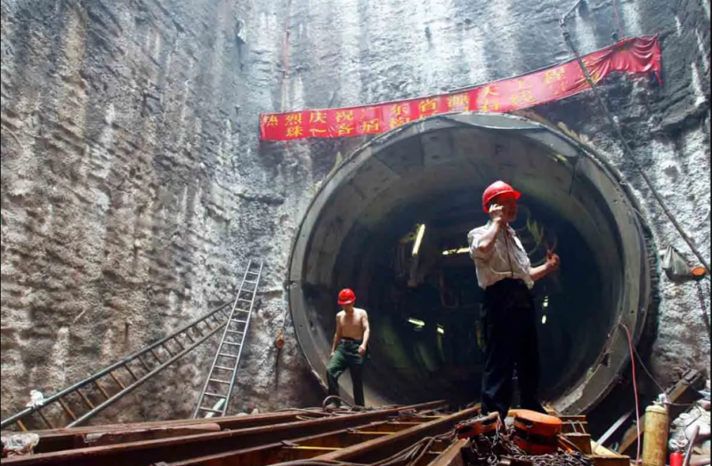 Китай започна работа по изграждането на най-големия воден канал в