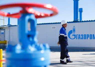 Руският енергиен гигант Газпром спря в събота доставките на газ