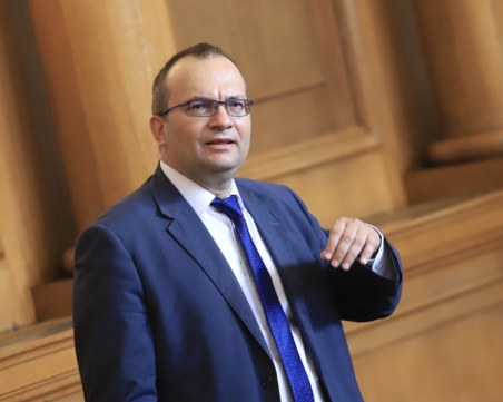 Мартин Димитров: Глупаво е да се занимаваме с избори по време на тежки кризи
