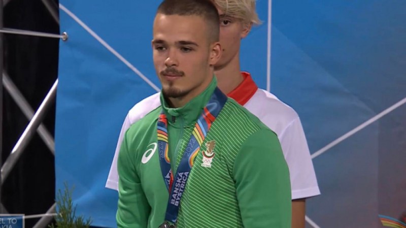 Божидар Златанов спечели два медала за България в турнира по