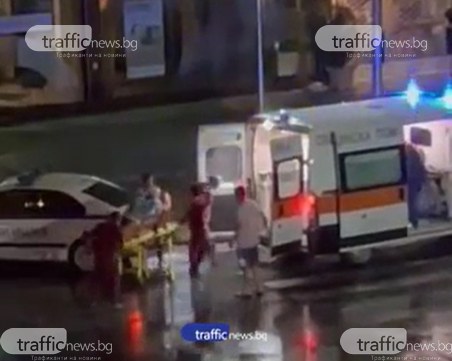 Двама пешеходци пострадаха при катастрофа в 